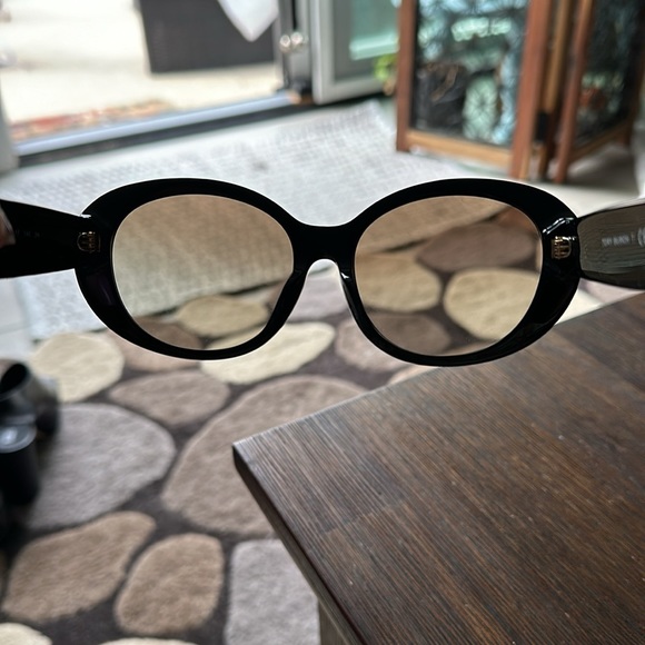 Tory Burch sunglasses. TY7148U. Made for wider face. - Picture 6 of 6